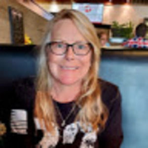 Meet your Posher, Traci